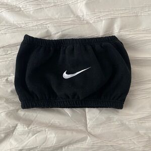 nike cropped bra